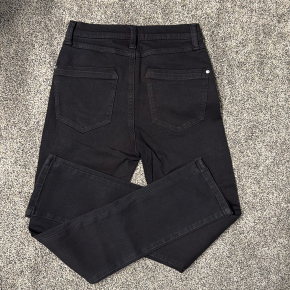 Lolë Black Skinny Ankle Jeans, 25/27.5” - Picture 3 of 7